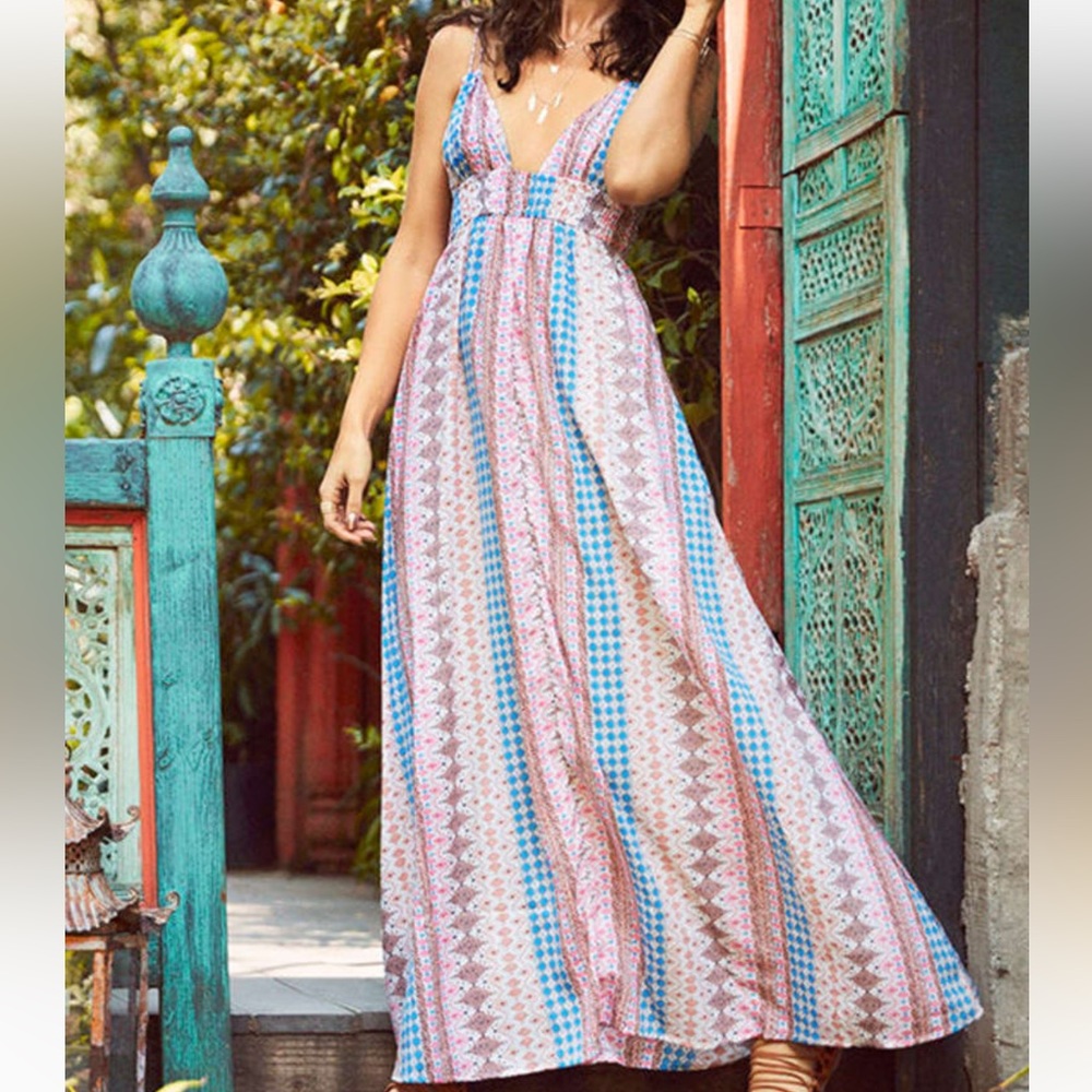 Lulus Maxin' Relaxin' Multi Print Maxi Dress size Medium